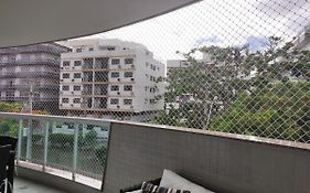 Apartamento condomínio Ilha Bela - Braga
